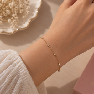 Dainty bracelet