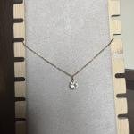 White dainty necklace