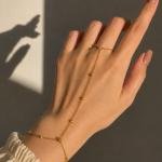 Dot ball hand chain