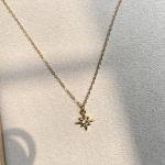 Tiny star necklace