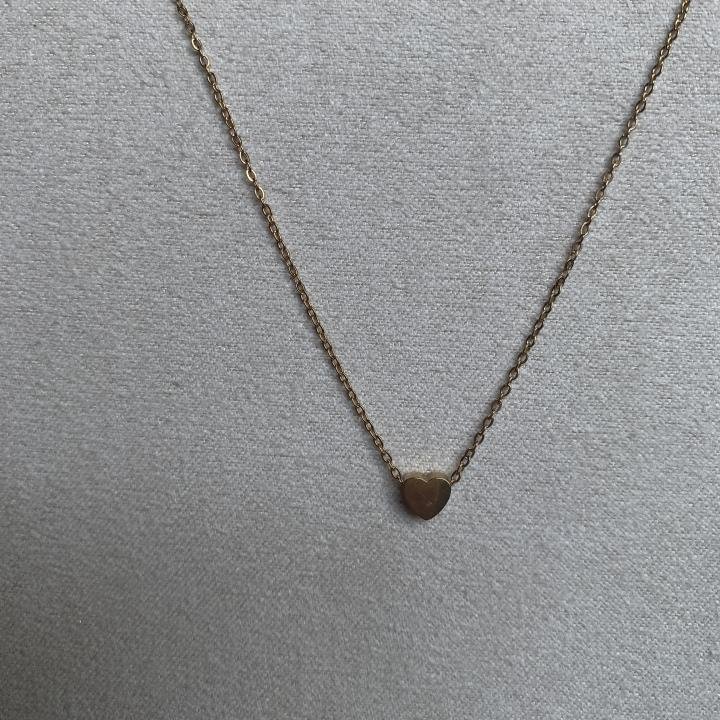 Love heart necklace